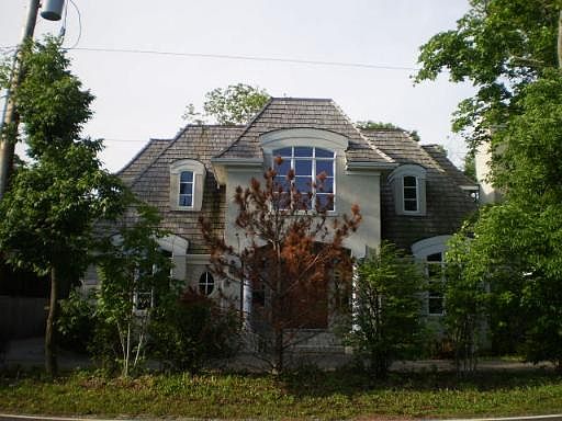 1st image of 120 N Walker Ave