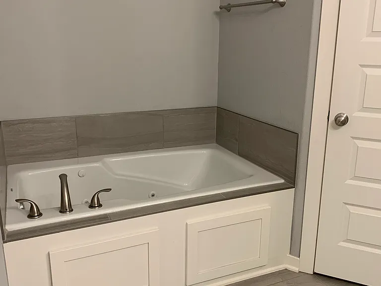 251 Pennsylvania Ave — Photo 6