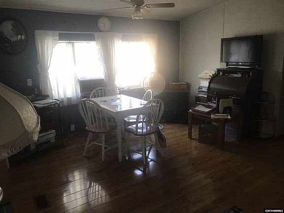 3rd image of 3900 Twain Ave