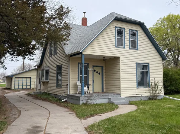 316 N Lincoln Ave, Hershey, NE 69143