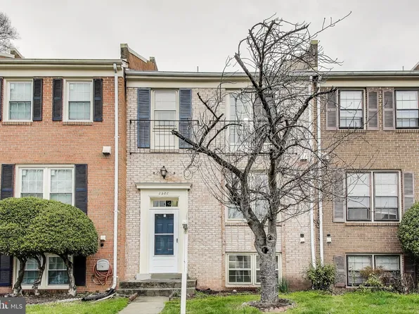 2507 Windbreak Dr, Alexandria, VA 22306
