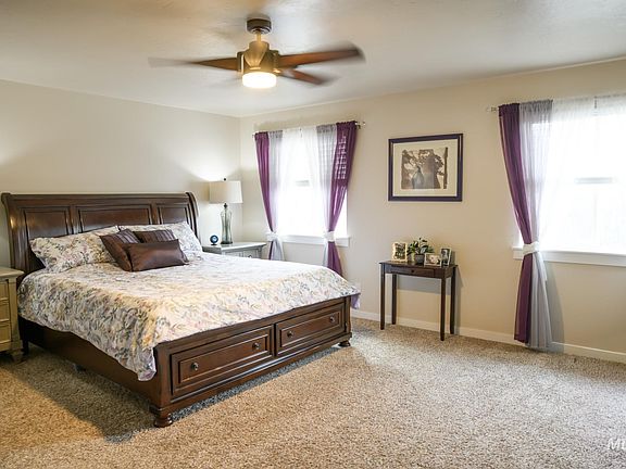 5th image of 1997 N Rosedust Dr