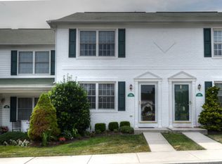144 Plainview Dr, Harrisburg, PA 17112