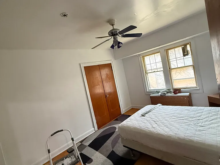 3057 N Sherman Blvd — Photo 1