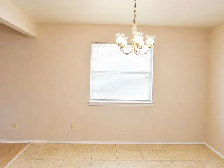 3006 Gus Dr — Photo 8