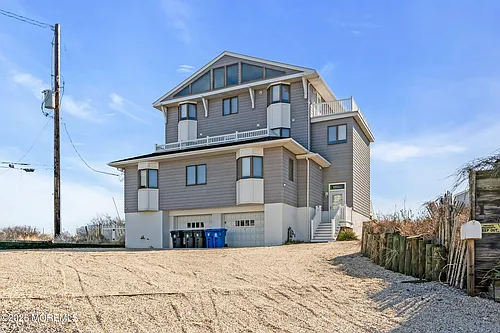 2 Dune Ter Photo 1