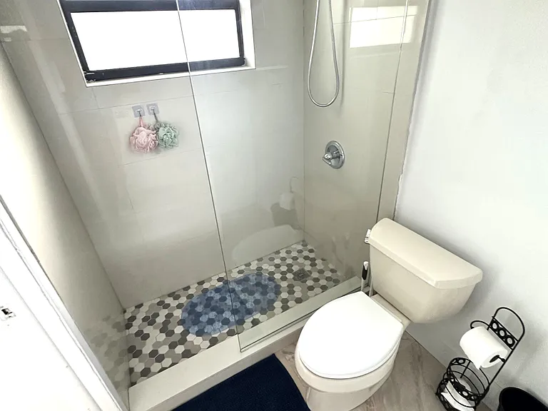 5733 SW 24th Ave — Photo 43