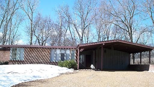1st image of 1119 Golfview Ln