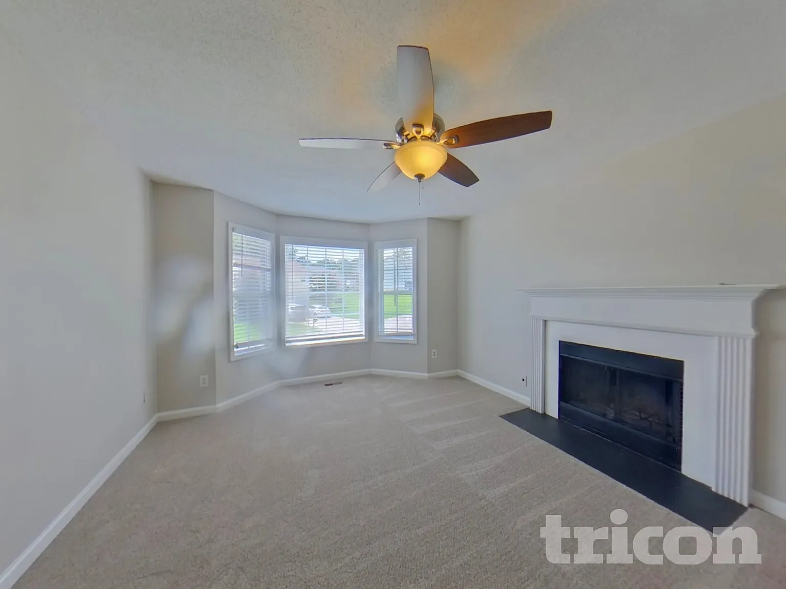 708 Newport Drive Villa Rica GA — Photo 3