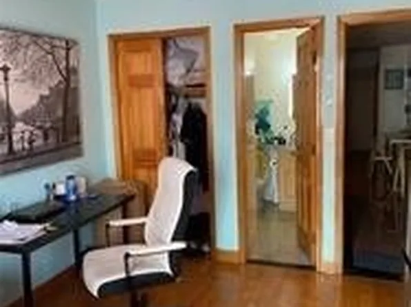 84-38 Grand Avenue image 8 of 9