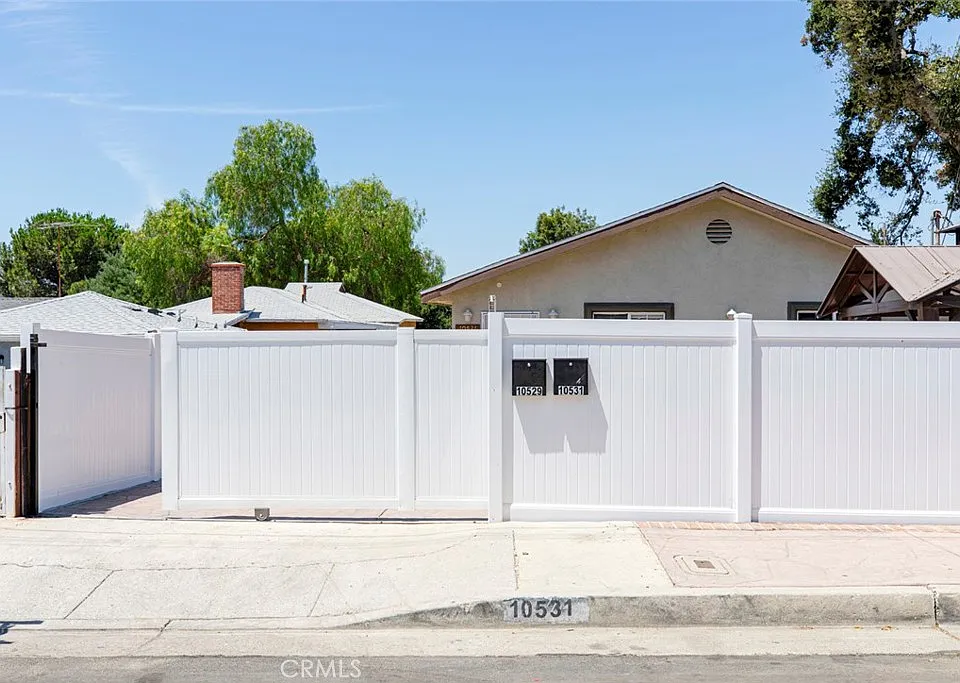 10531 Greenburn Ave