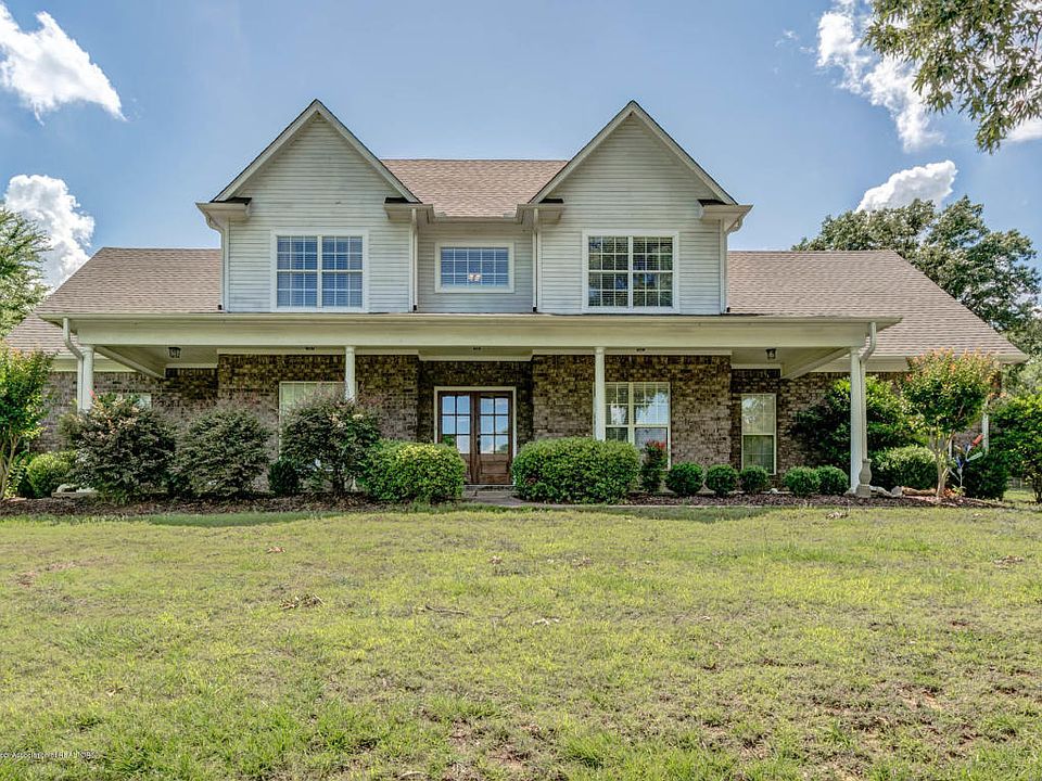 1st image of 154 Rolling Oaks Ln