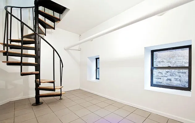 Rented by Crosstown Apartments NYC | media 10