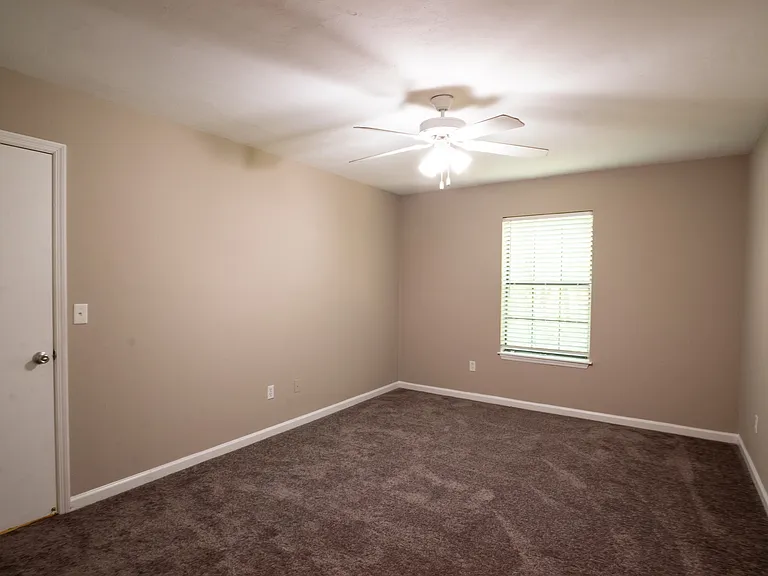 3201 Tanager Ct #C — Photo 13