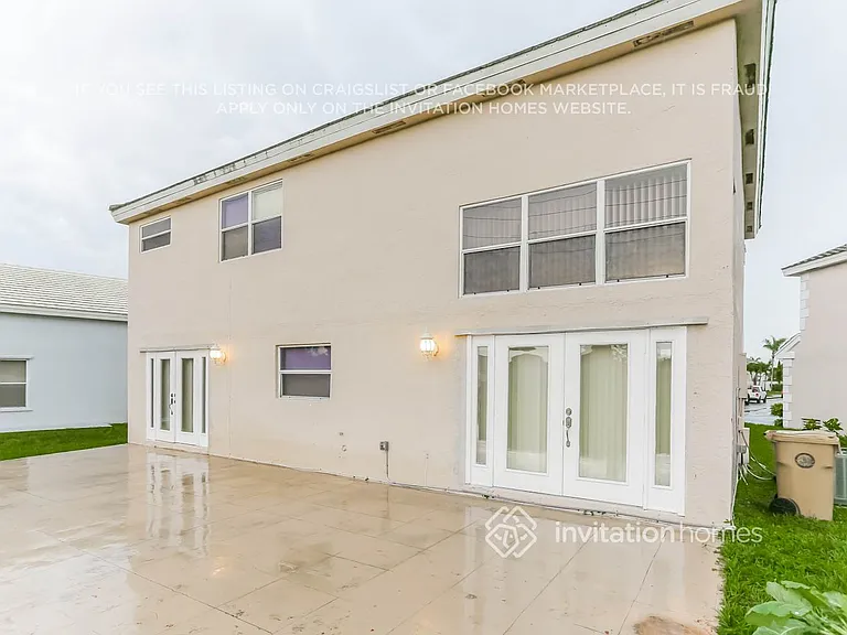 631 Royal Palm Way — Photo 19