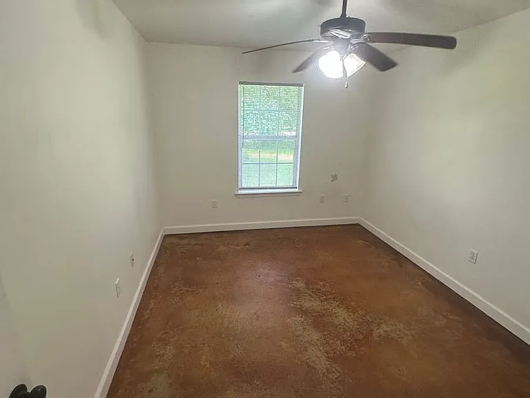 42663 Edgewater Ln — Photo 5