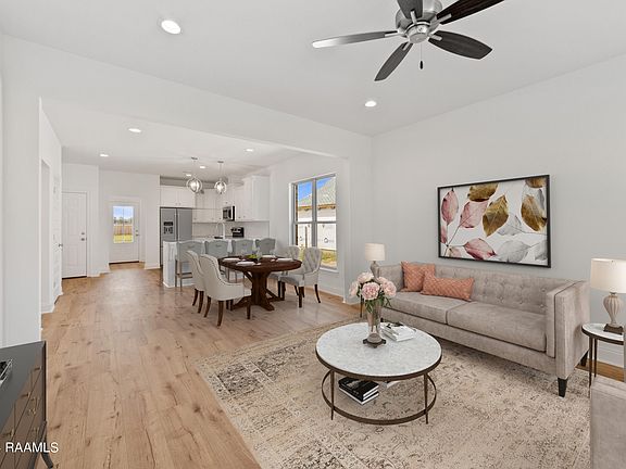 2nd image of 207 Harvest Ln
