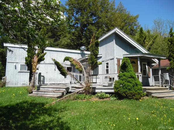 34428 M 28 Hwy, Bergland, MI 49910
