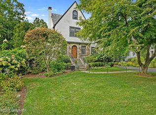 143 Lockwood Rd, Riverside, CT 06878