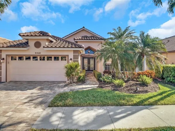 8468 Indian Wells Way, Naples, FL 34113