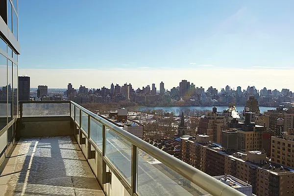 Rented by Town Residential | media 16