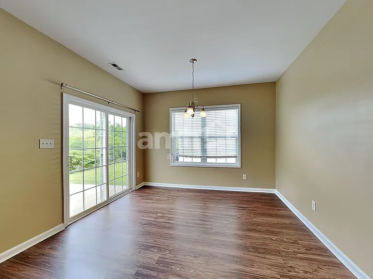 1120 Rutledge Landing Dr — Photo 5