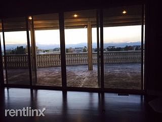 4th image of 18055 Outlook Ct