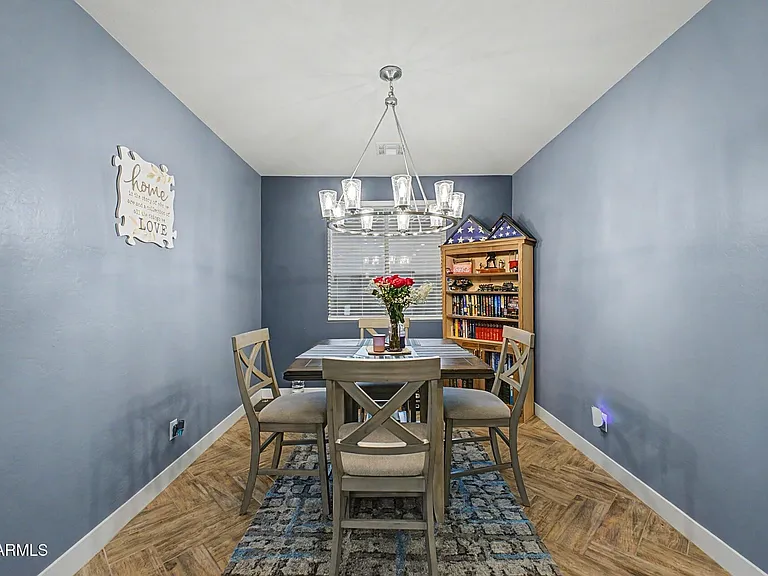 17279 W Dahlia Dr — Photo 5