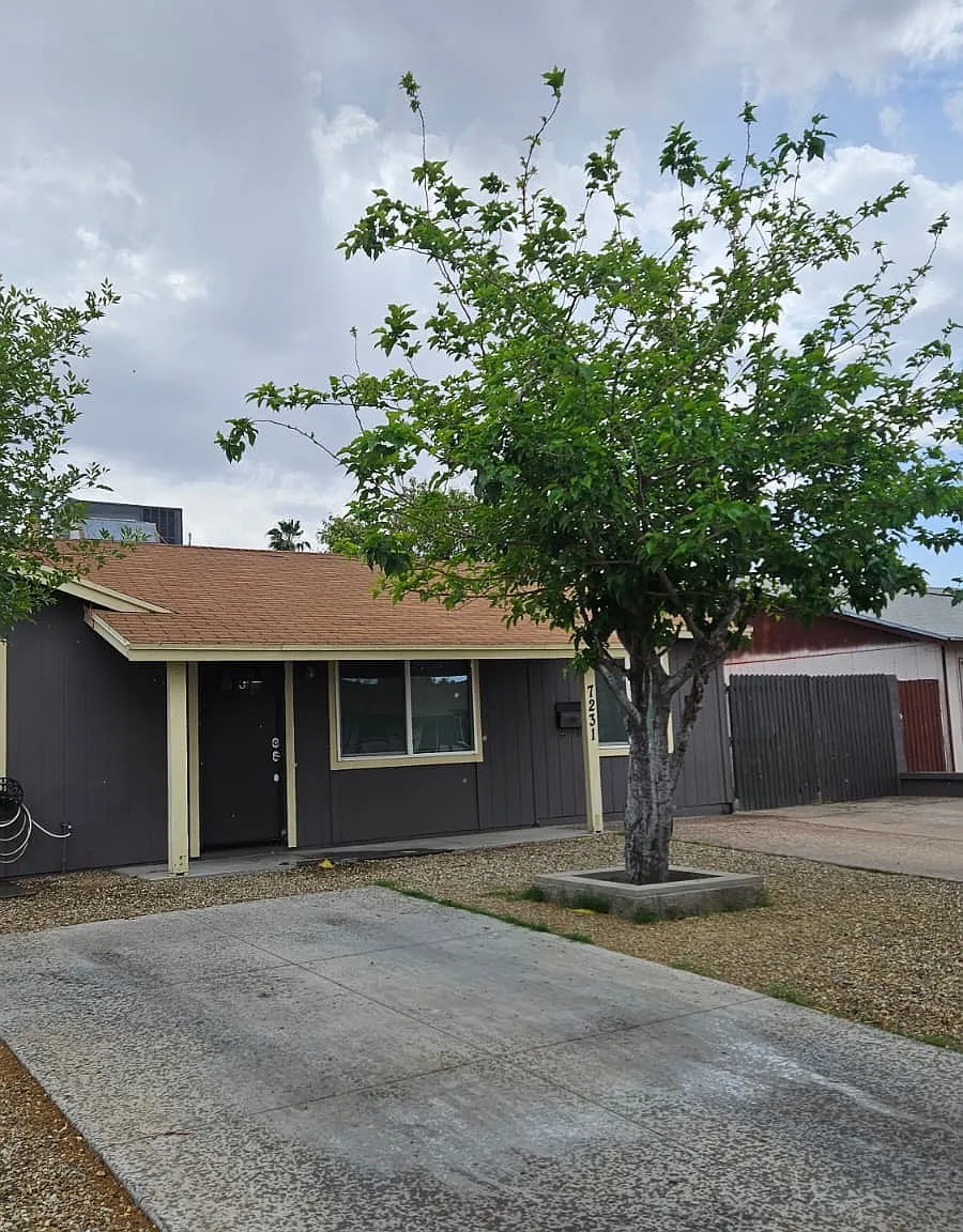 4 bed, 1500 sqft, $2,350 — Photo 2