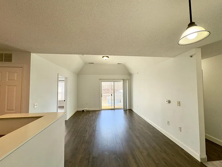 78 Mill St #302 — Photo 48