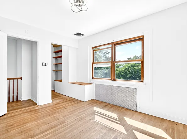 6015 Independence Avenue image 55 of 85