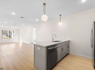 70 Ridgedale Ave #204, Morristown, NJ 07960