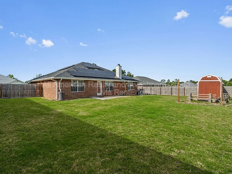 203 Citadel Ln — Photo 31