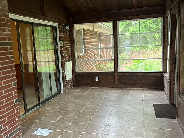 6 Kingsbury Rd — Photo 10