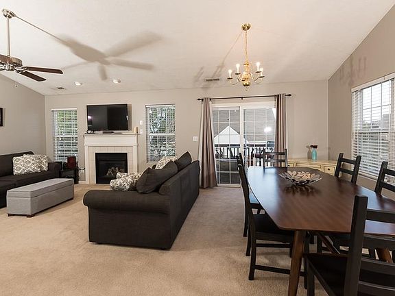 4th image of 460 Filmore Dr