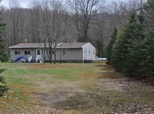 7057 E St NE, Kalkaska, MI 49646