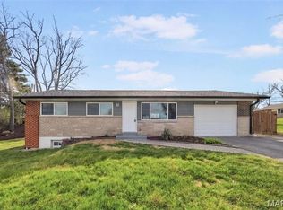 10609 Lochness Ct, Saint Louis, MO 63114