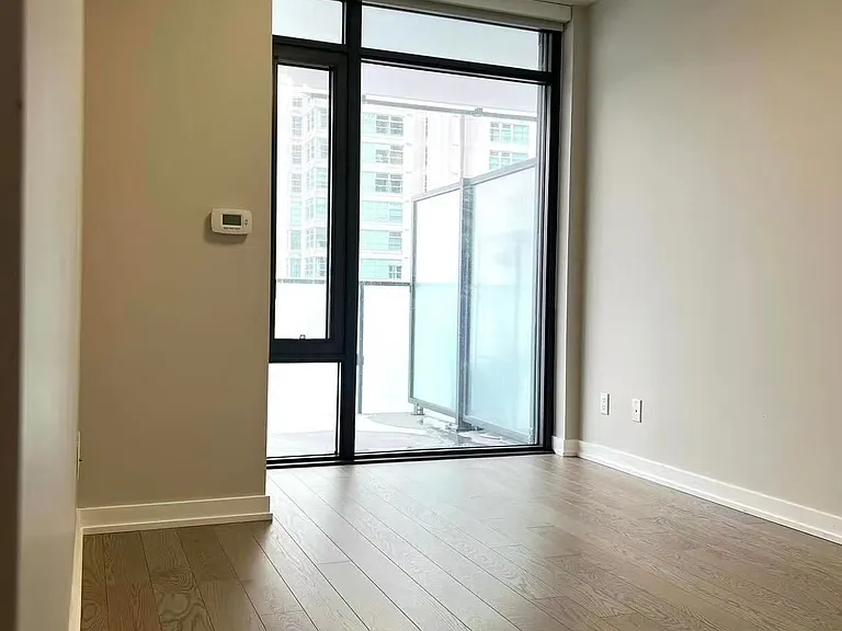 25 Richmond St E #1117 — Photo 11