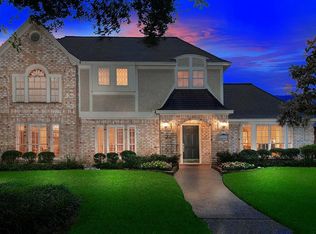 12123 Moorcreek Dr, Houston, TX 77070