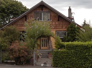 3027 59th Ave SW, Seattle, WA 98116