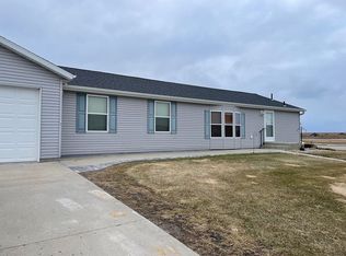 711 8th St SW, Perham, MN 56573