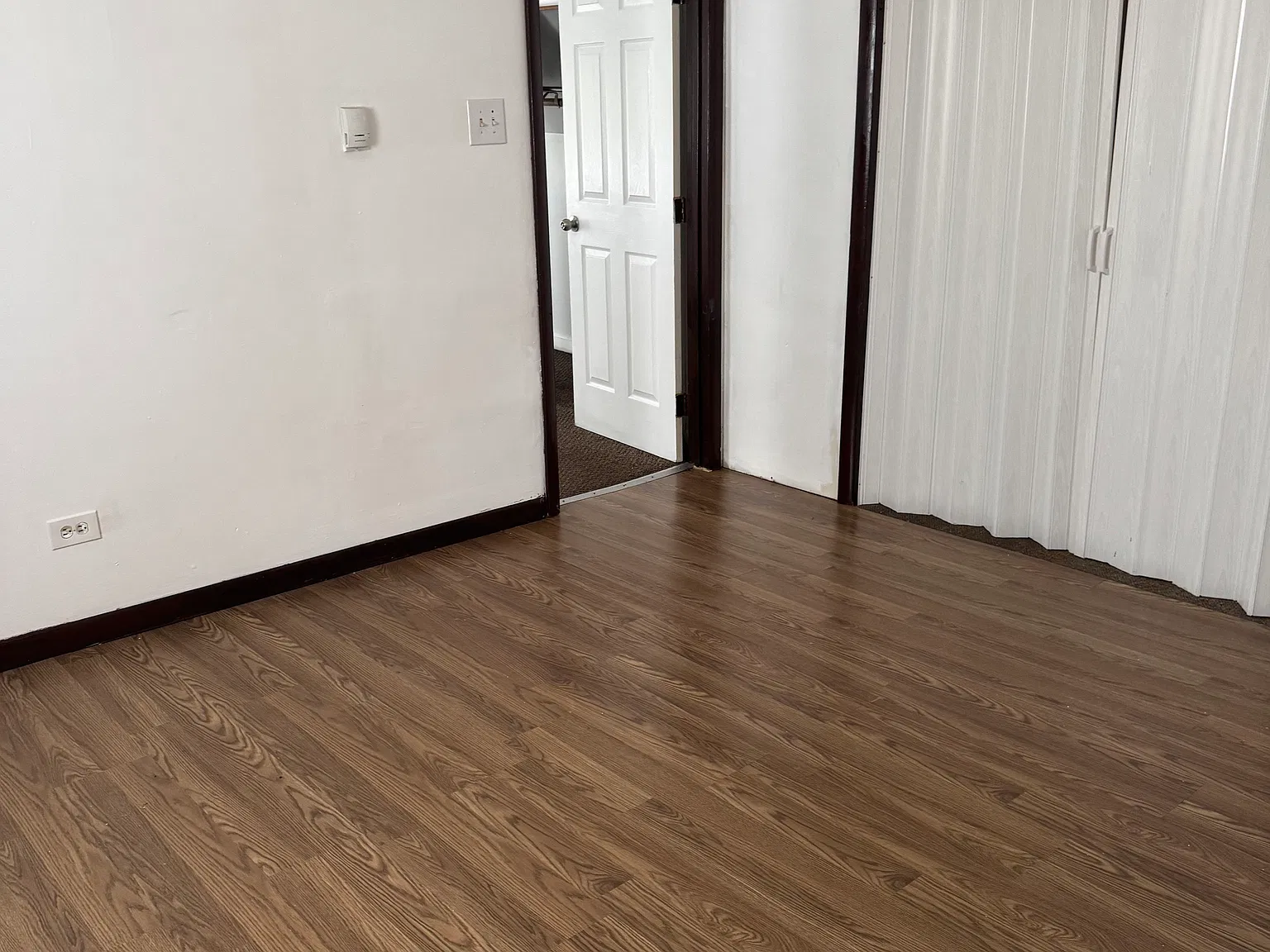 20 W 37th St — Photo 2