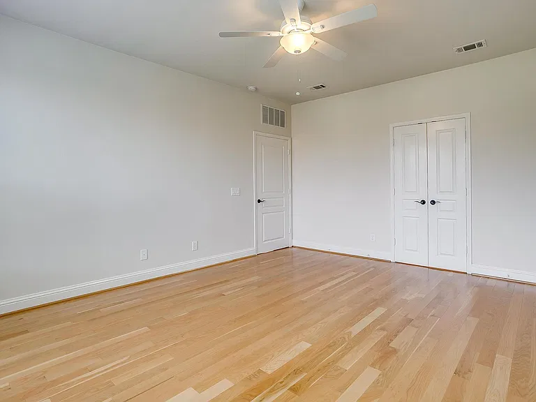 1845 Dexter Ln — Photo 11