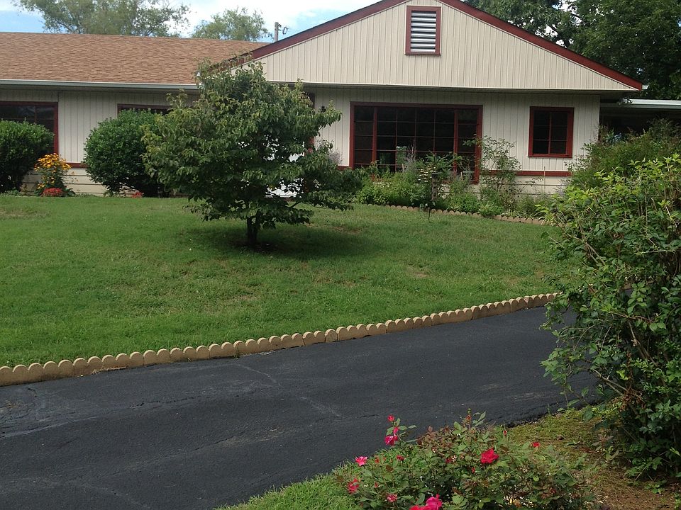 1st image of 3615 Lucinda Dr