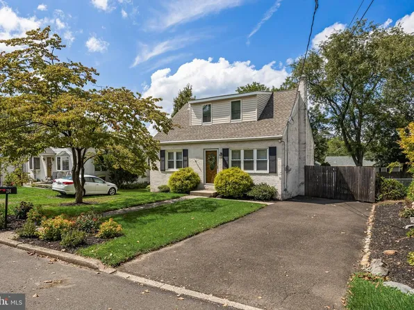 214 Madison Rd, Willow Grove, PA 19090