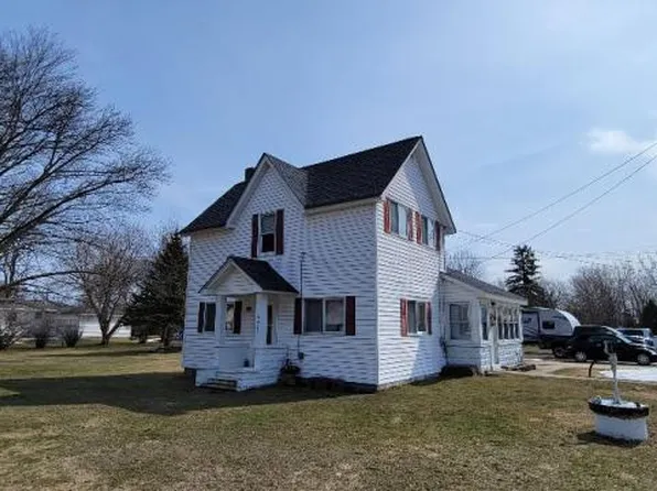6279 Woodbine St, Caseville, MI 48725