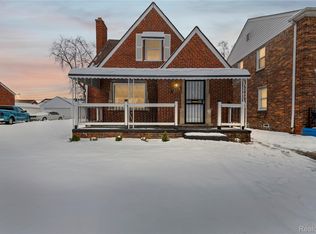 18438 Mendota St, Detroit, MI 48221
