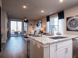 Escape at Arrowhead, Glendale, AZ 85308