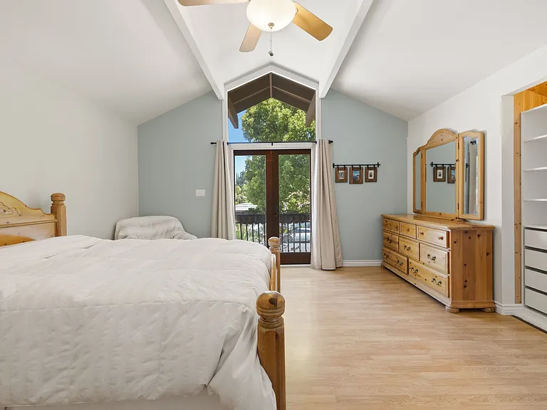 4501 Regents Ct — Photo 34