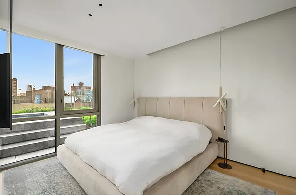 Bedroom, photo 2